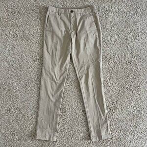 Uniqlo Khaki Slim-Fit Chino Pants Men’s Classic Everyday Size 30X34